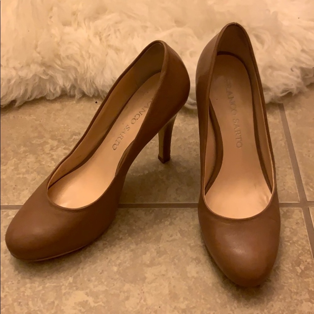 Nude heels